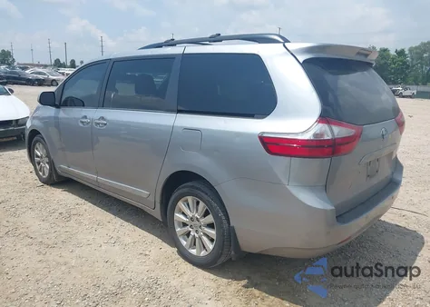 2017 Toyota Sienna Xle 7 Passenger z USA, uszkodzony, nr VIN 5TDDZ3DC4HS156256